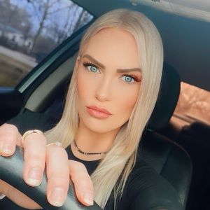 Meet your Posher, Shenee